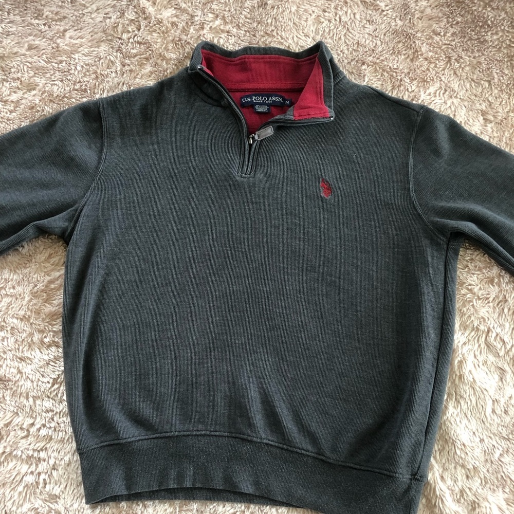 Polo sweater